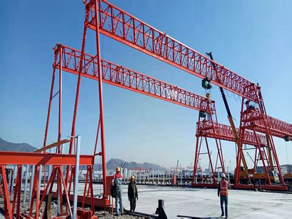 湖南湘潭門式起重機(jī)